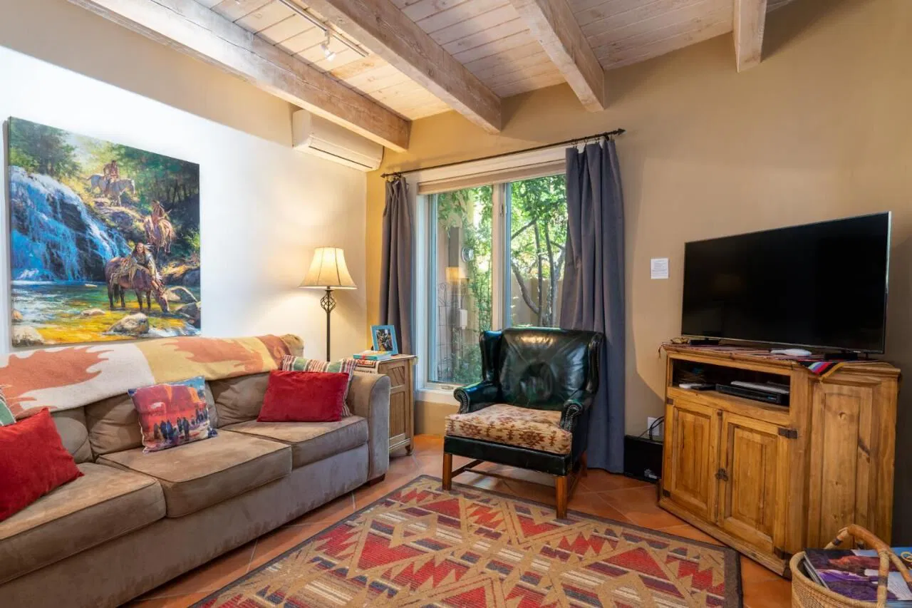 Las Brisas De Santa Fe living room Las Brisas De Santa Fe living room