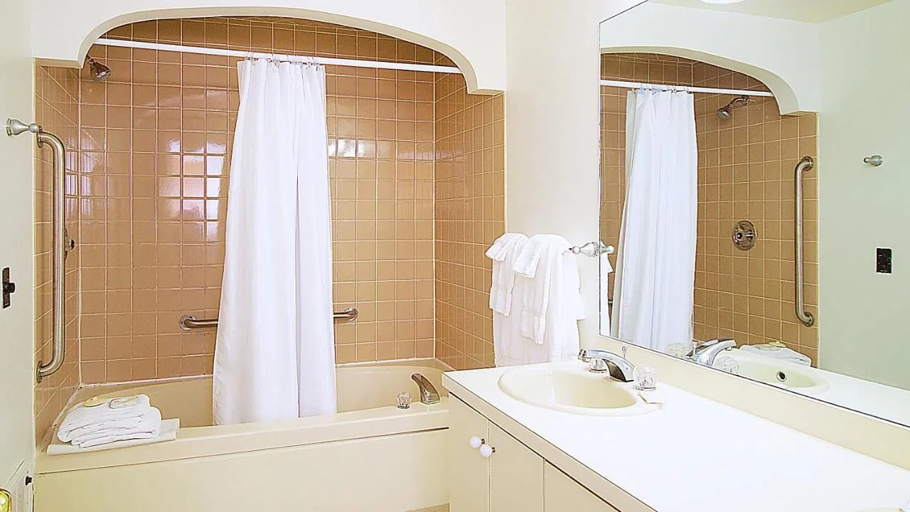 Bathroom Bathroom