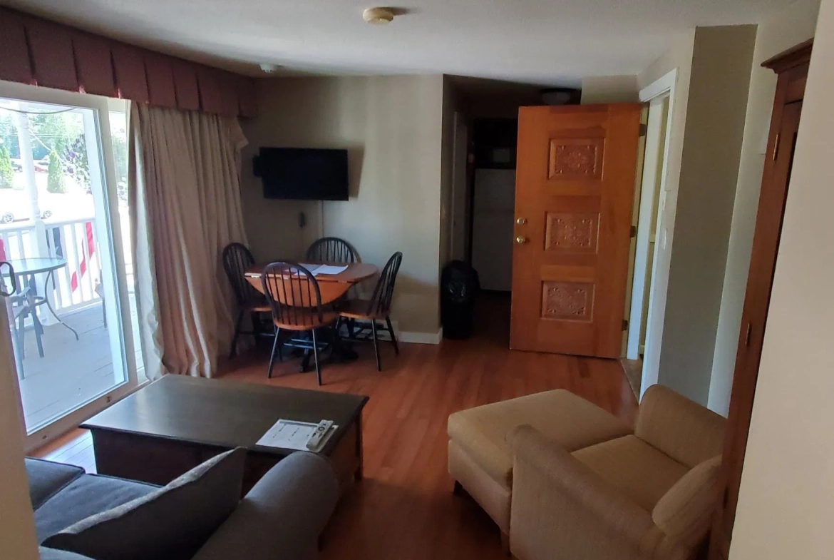 Windrifter Living Area