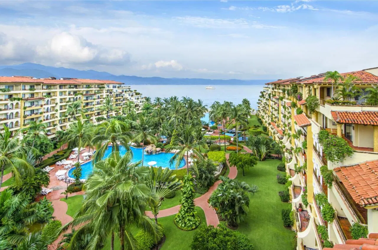 Velas Vallarta Suite Resort & Convention Center