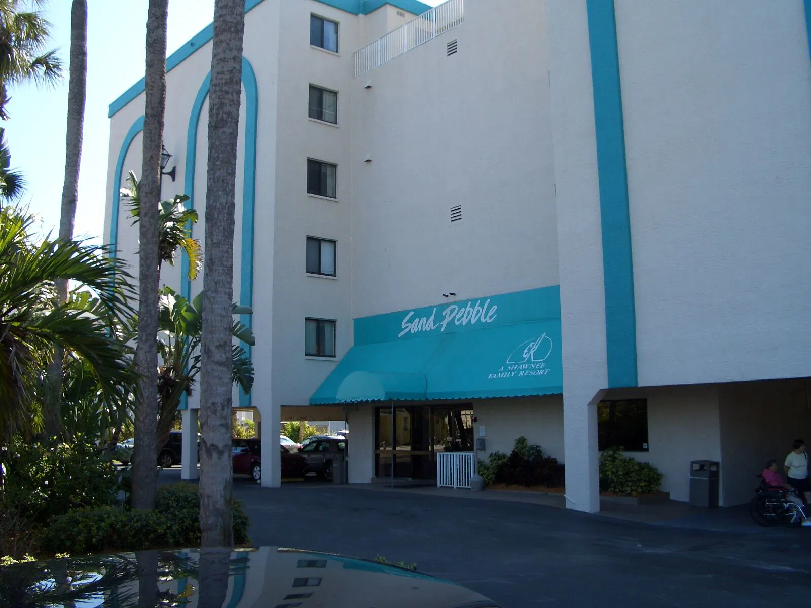 Sand Pebble Resort (Treasure Island) Exerior