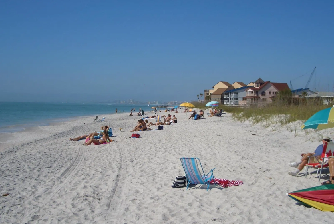 Sand Pebble Resort (Treasure Island) Beach