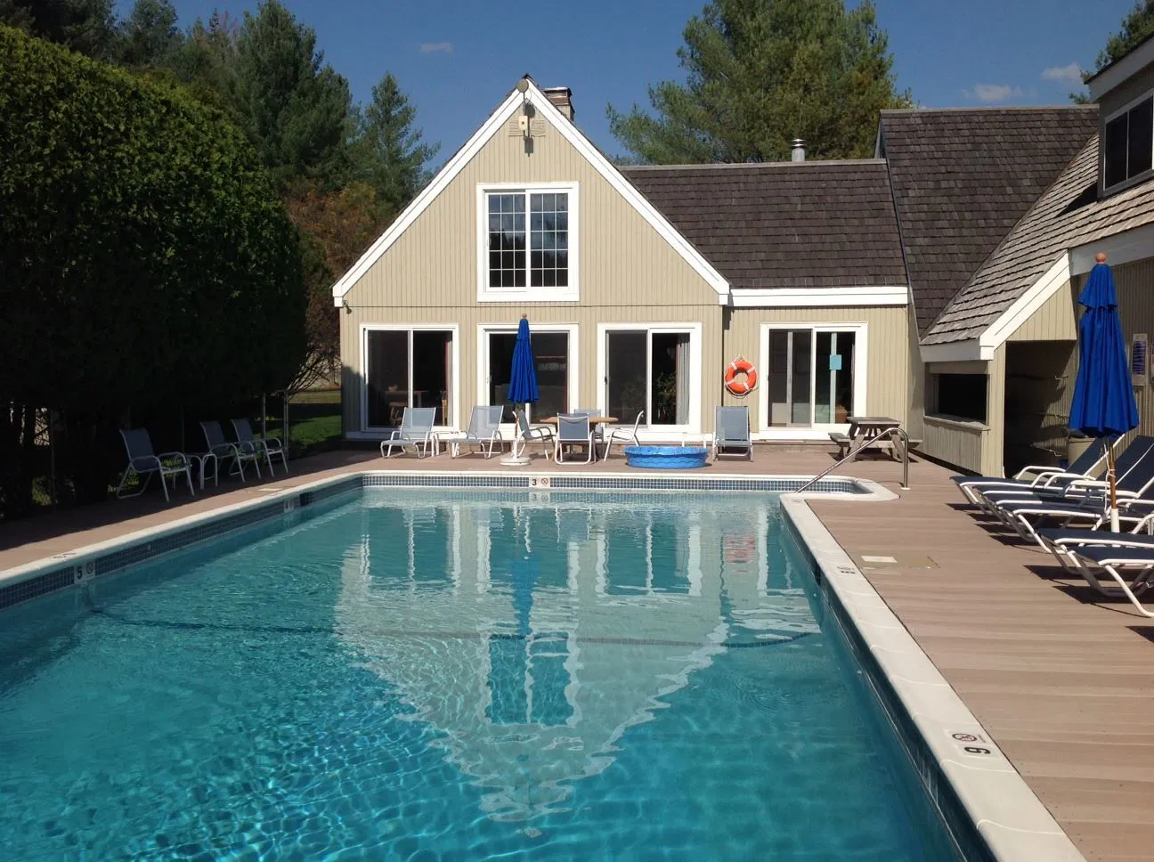 Eagles At Sugarbush pool