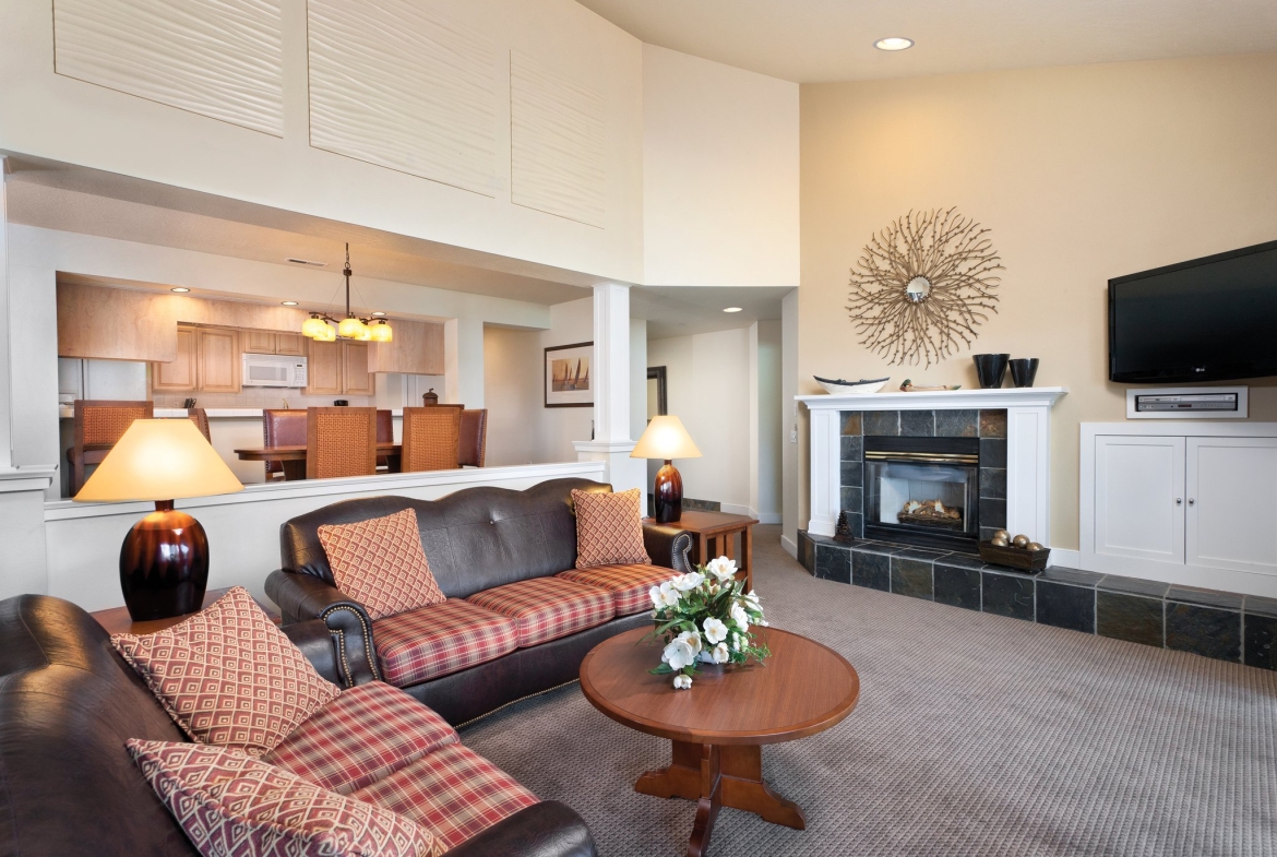 WorldMark Arrow Point Living Area