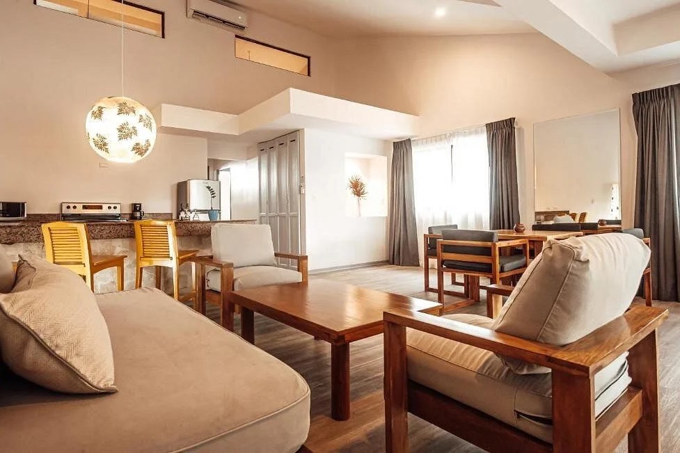 Bahia Del Sol Beach Resort living