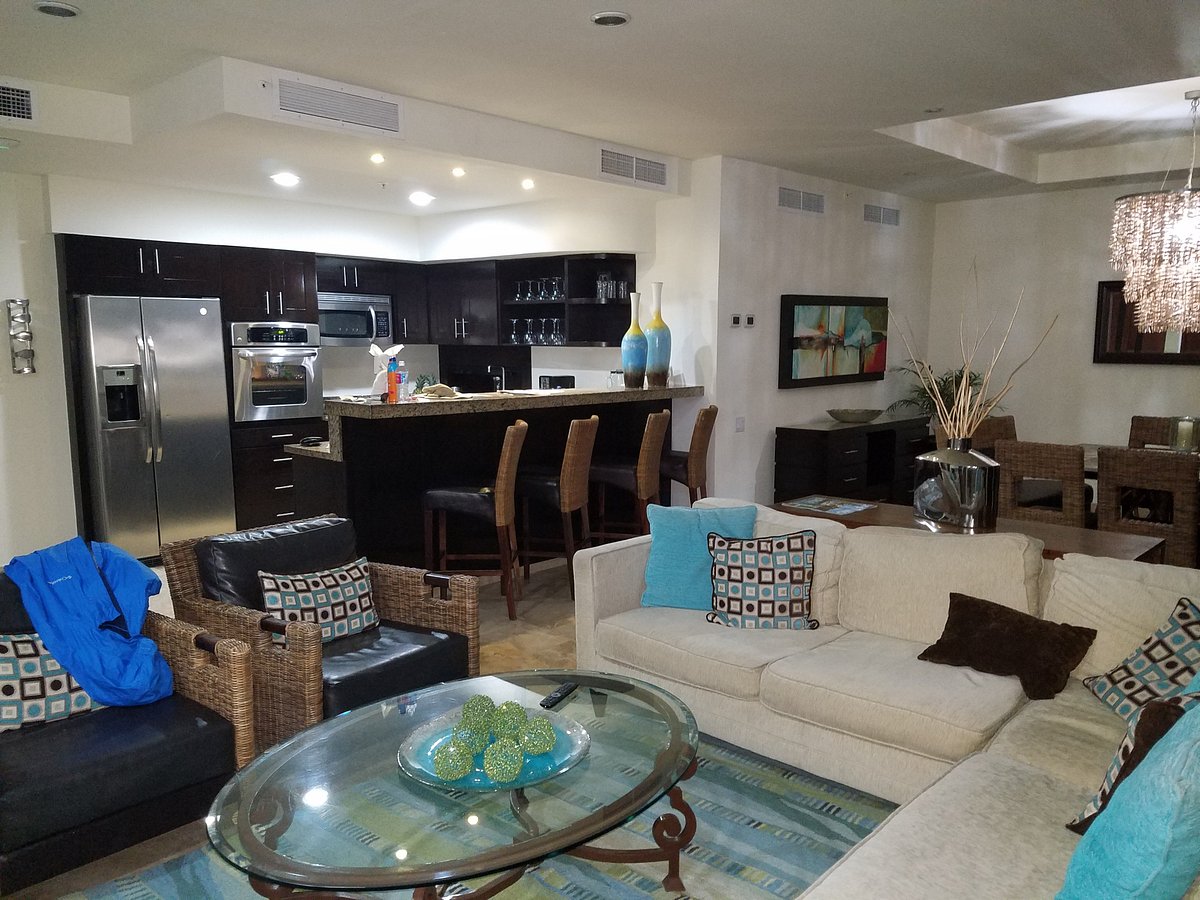 living room at Cabo Villas Beach Resort living room at Cabo Villas Beach Resort