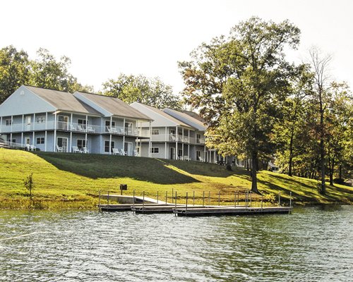 Crown Point Condominiums Ar Exterior
