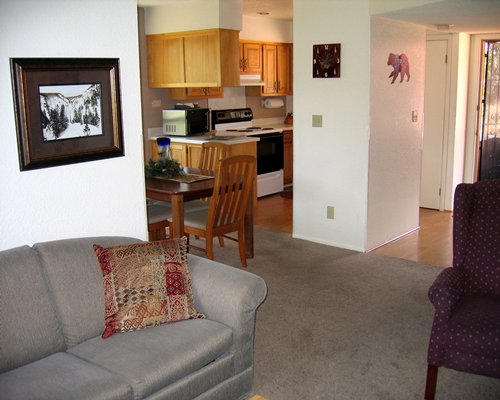 Crown Point Condominiums NM Kitchen