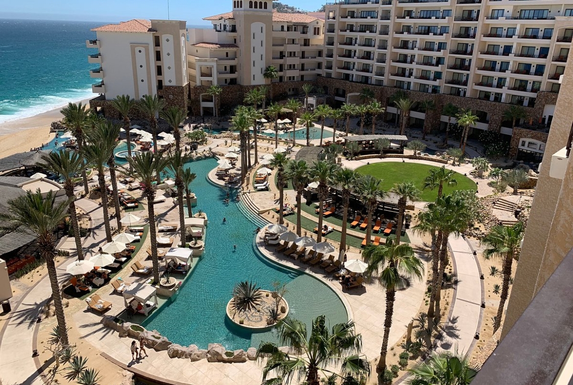 Grand Solmar Land’s End Resort & Spa