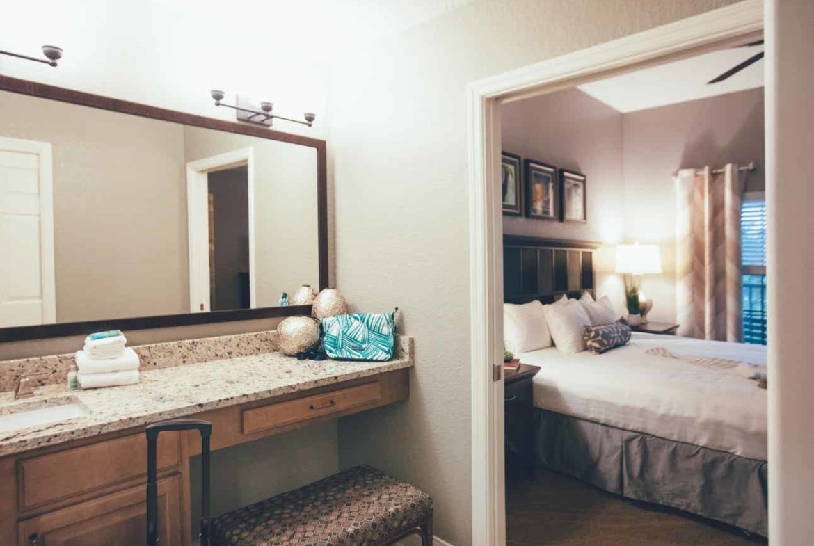 Orange Lake Resort - North Village Bathroom