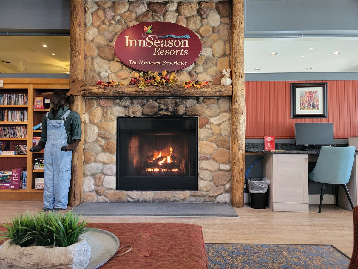 Innseason Resort At Pollard Brook lobby