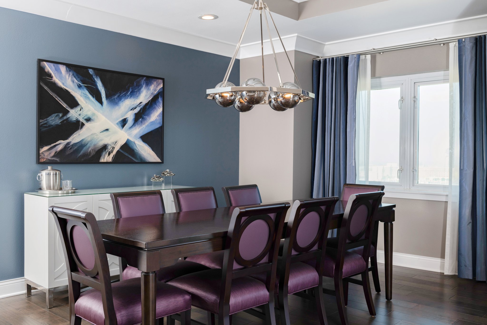 WorldMark Anaheim Dining Area