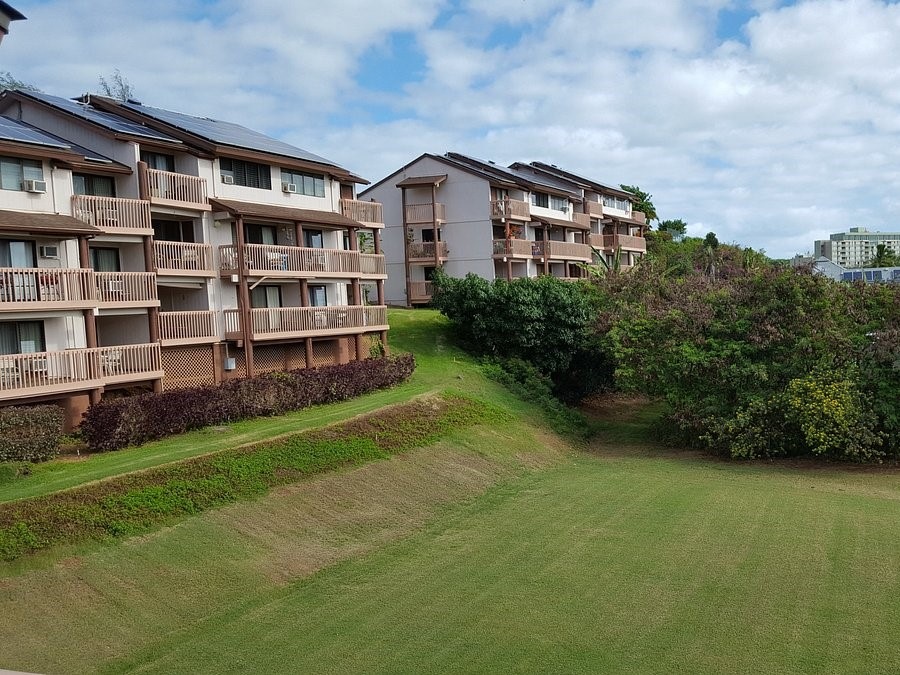 Banyan Harbor Greenery Exterior