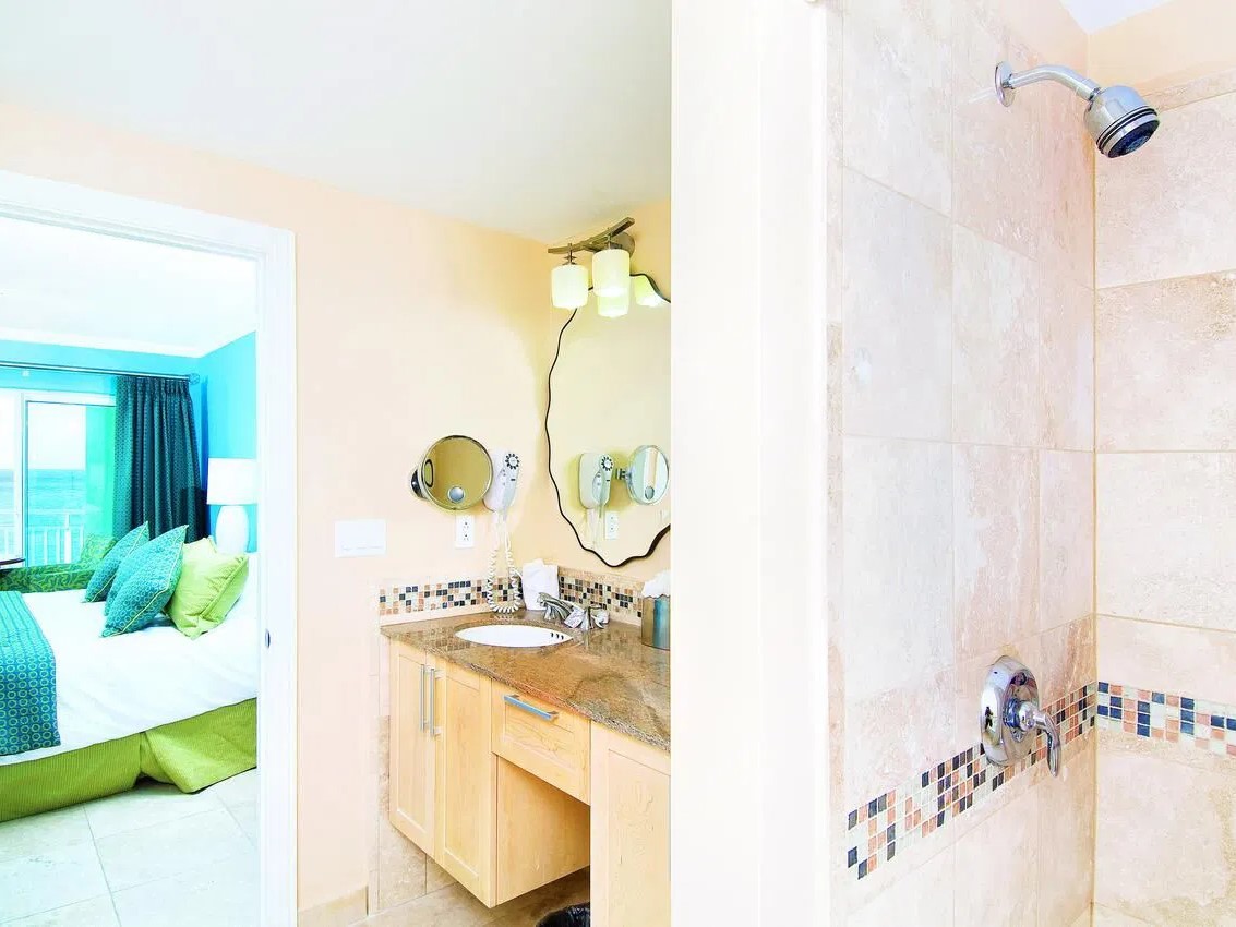 Bathroom bathroom