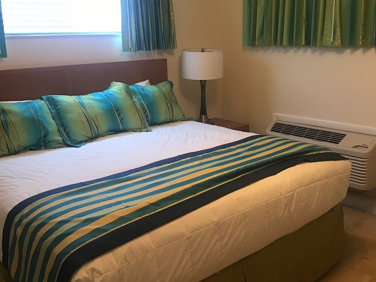 la costa beach club resort bedroom