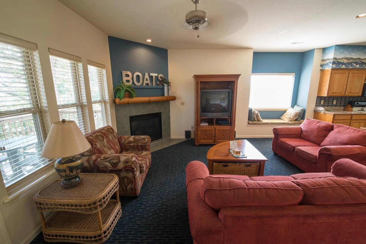 Branson Yacht Club At Rock Lane living Branson Yacht Club At Rock Lane living