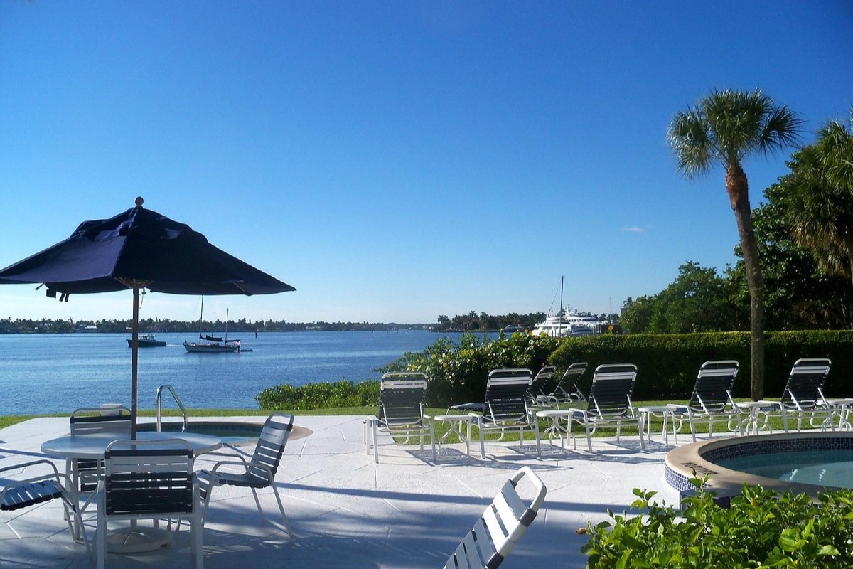 Charter Club Resort On Naples Bay bay view