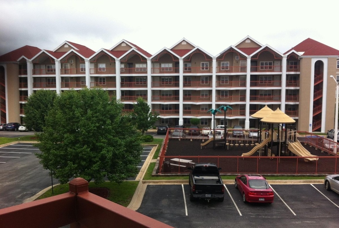 Surrey Grand Crowne Resort Playground