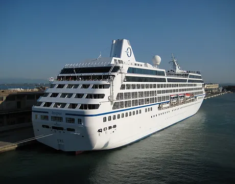 cruise ship
