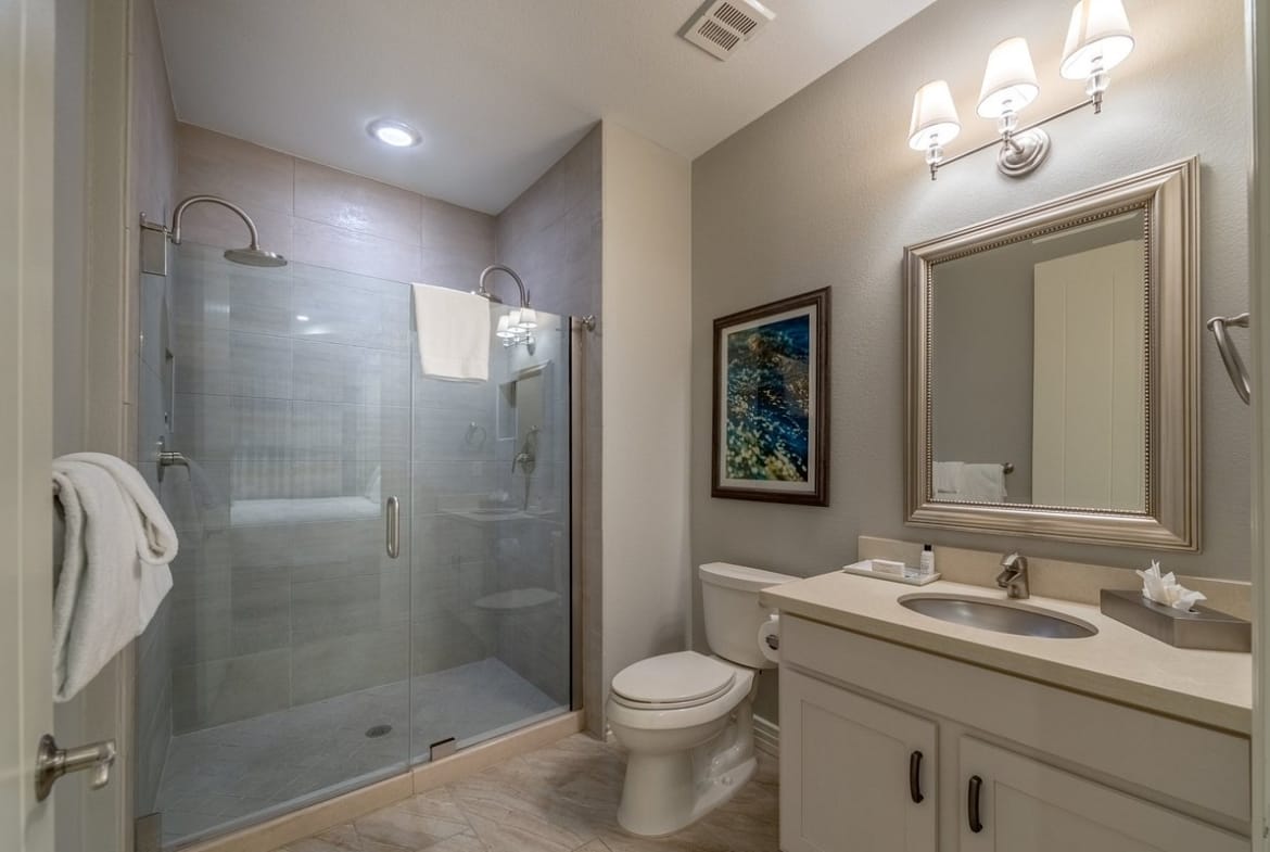 Galveston Seaside Resort Trust Points bathroom