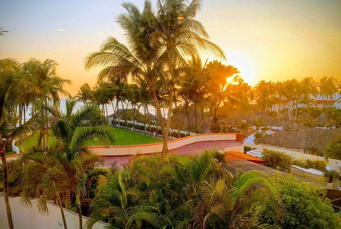 Grand Velas International Residence view
