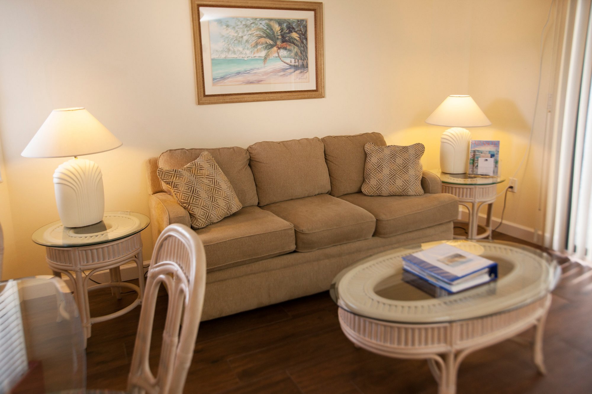 Gulf Tides Of Longboat Key living room Gulf Tides Of Longboat Key living room