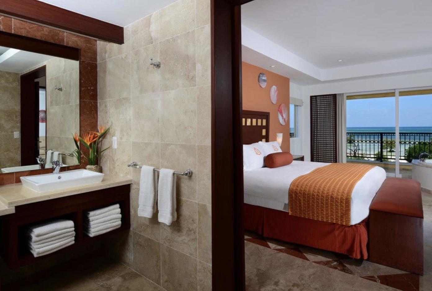 Hacienda Tres Rios bedroom