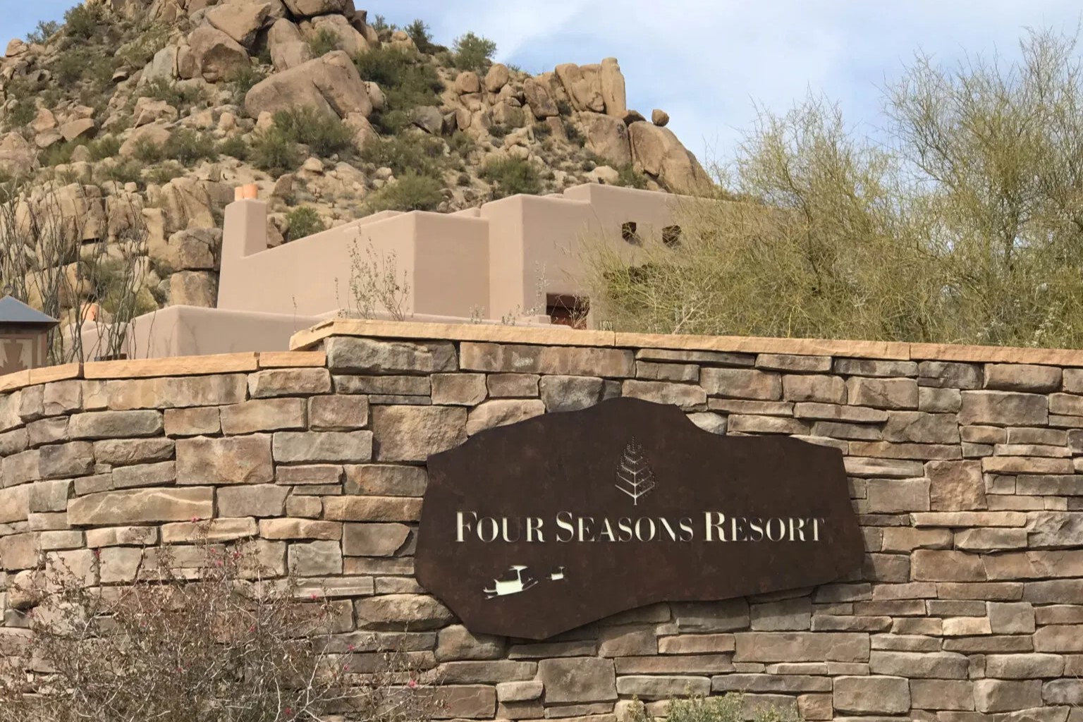 resort sign resort sign