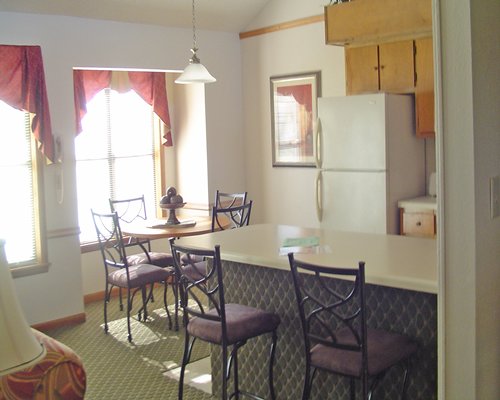 Hiawatha Manor At Lake Tansi Village kitchen