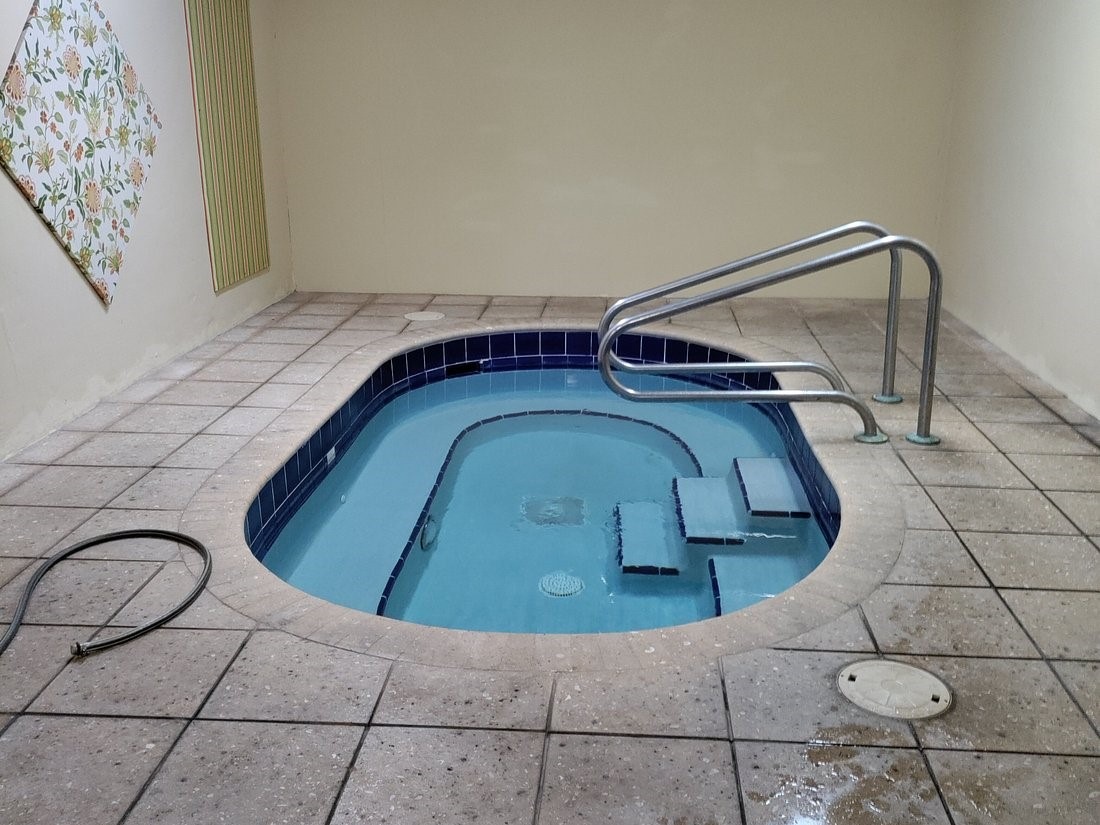hot tub