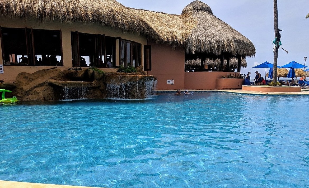Vacation Internationale Torres Mazatlan Pool