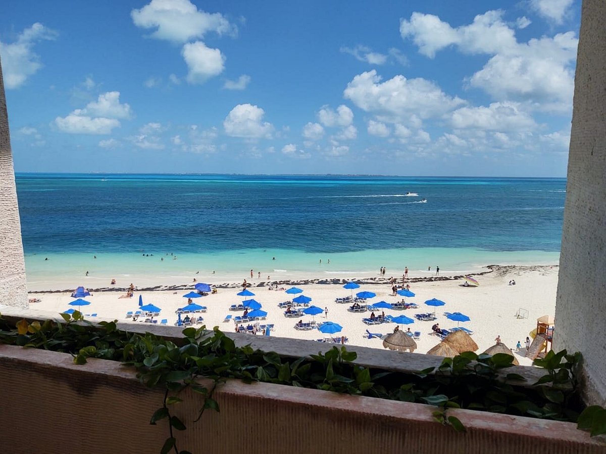 Imperial Fiesta Club At Hotel Casa Maya view
