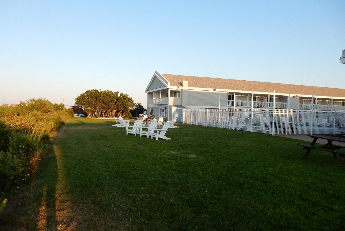 Innseason Resorts – Surfside exterior