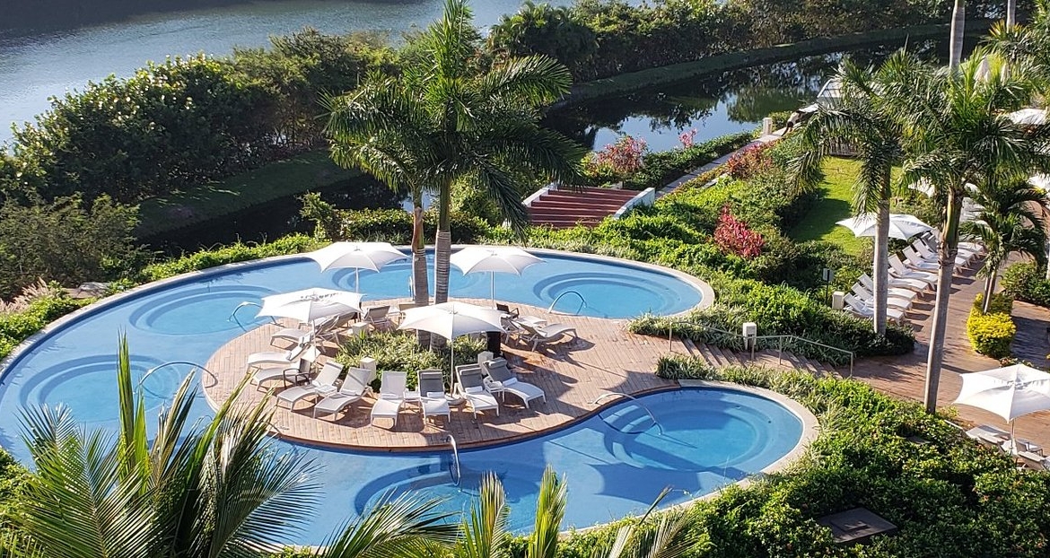 Kingdom of The Sun pool