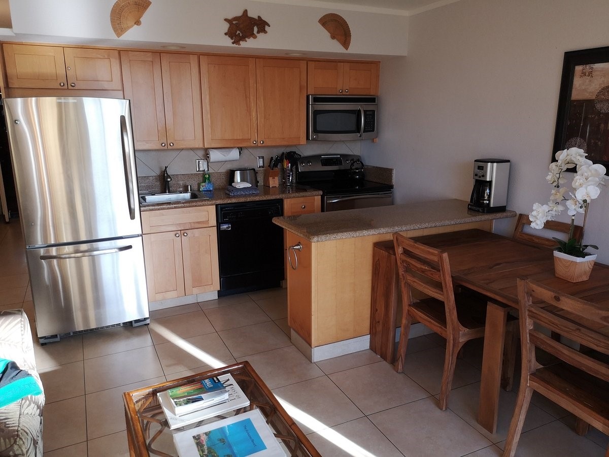 Kitchen full kitchen