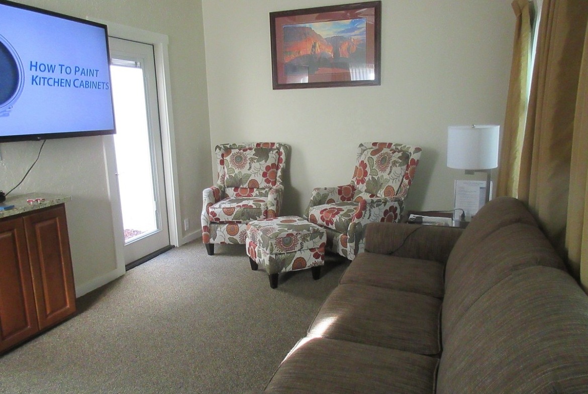 Villas At Southgate Living Area