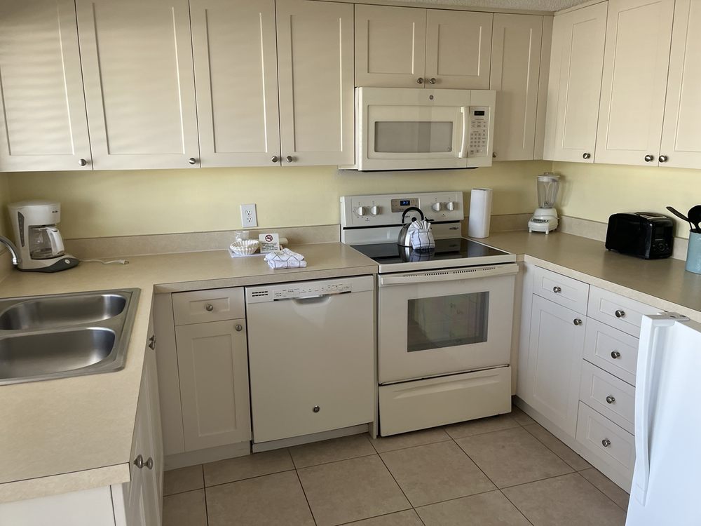 Umbrella Beach Resort Kitchen