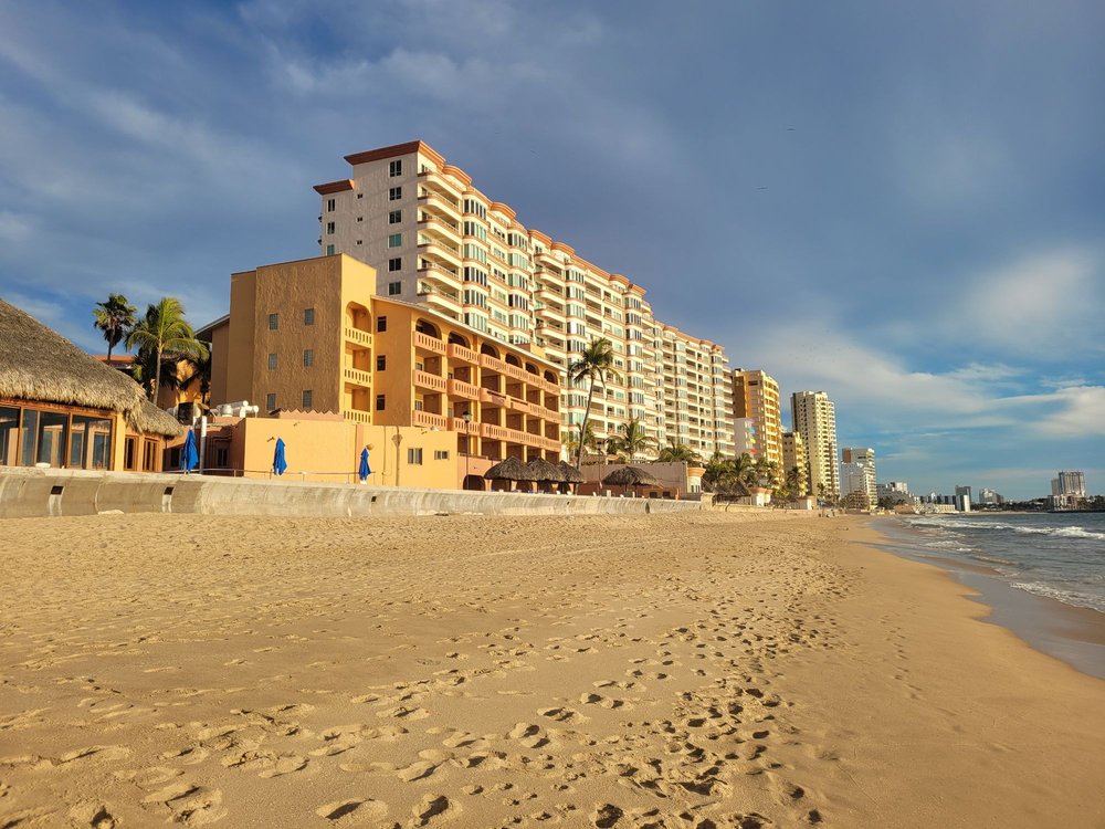 Vacation Internationale Torres Mazatlan Beach