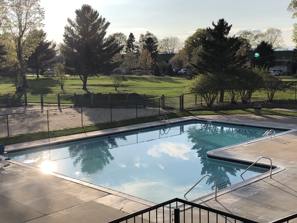 The Village At Izatys Pool