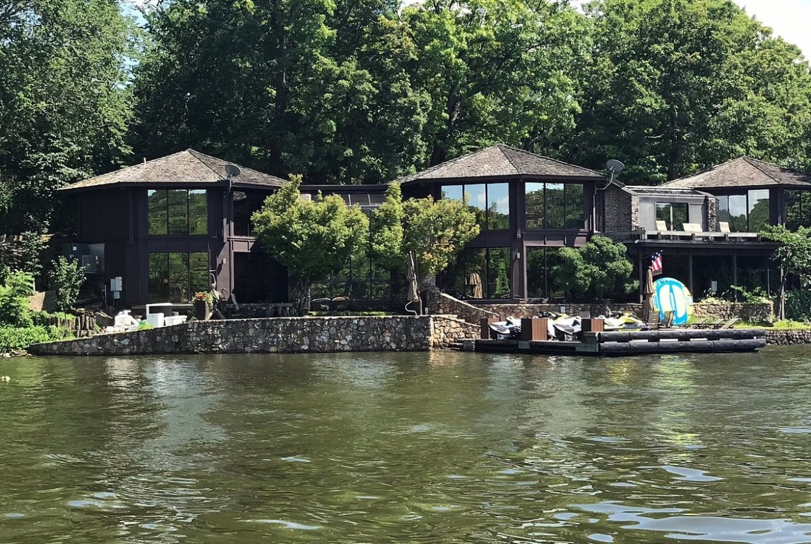 Treetops Village At Four Seasons Exterior