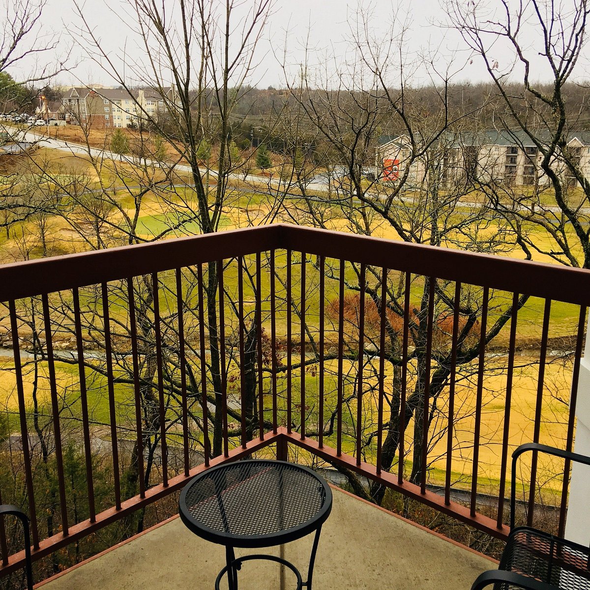 Surrey Grand Crowne Resort Balcony Surrey Grand Crowne Resort Balcony