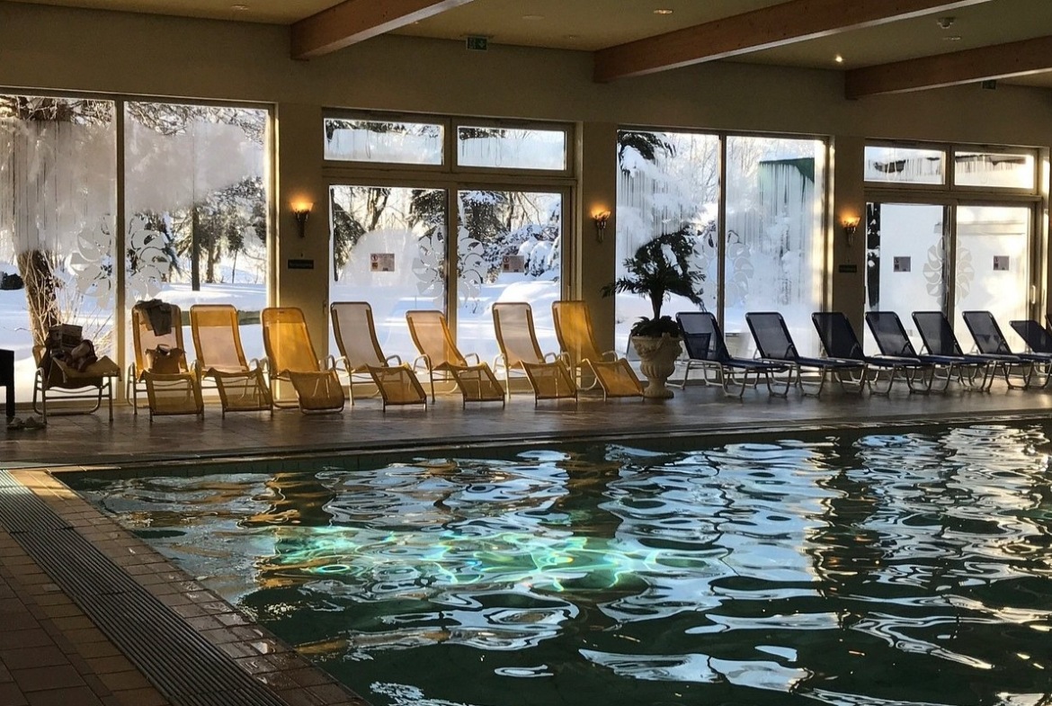alpenland sporthotel pool