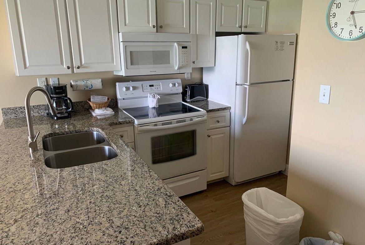 Tropic Shores Kitchen