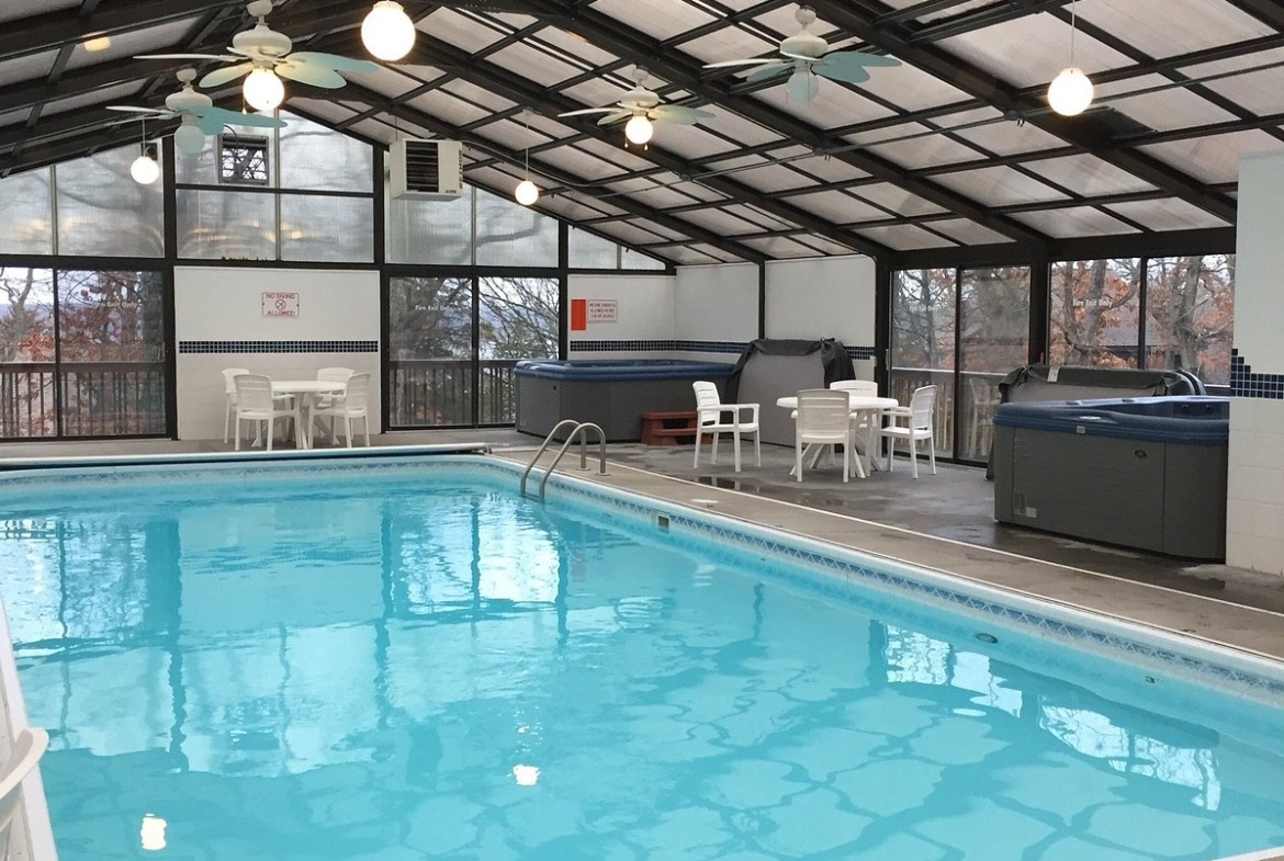Treetops Village At Four Seasons Indoor Pool