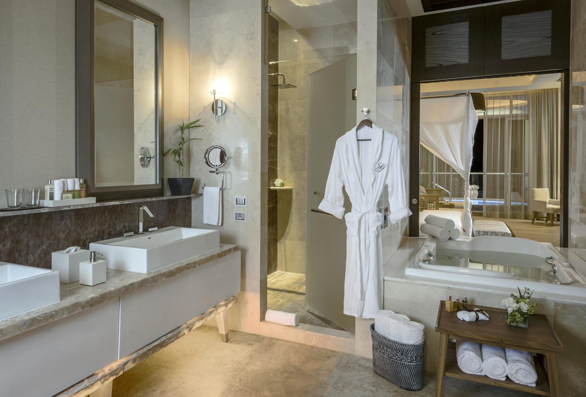 residences-at-grand-luxxe-nuevo-bathroom Grand Luxxe Residence Club bathroom