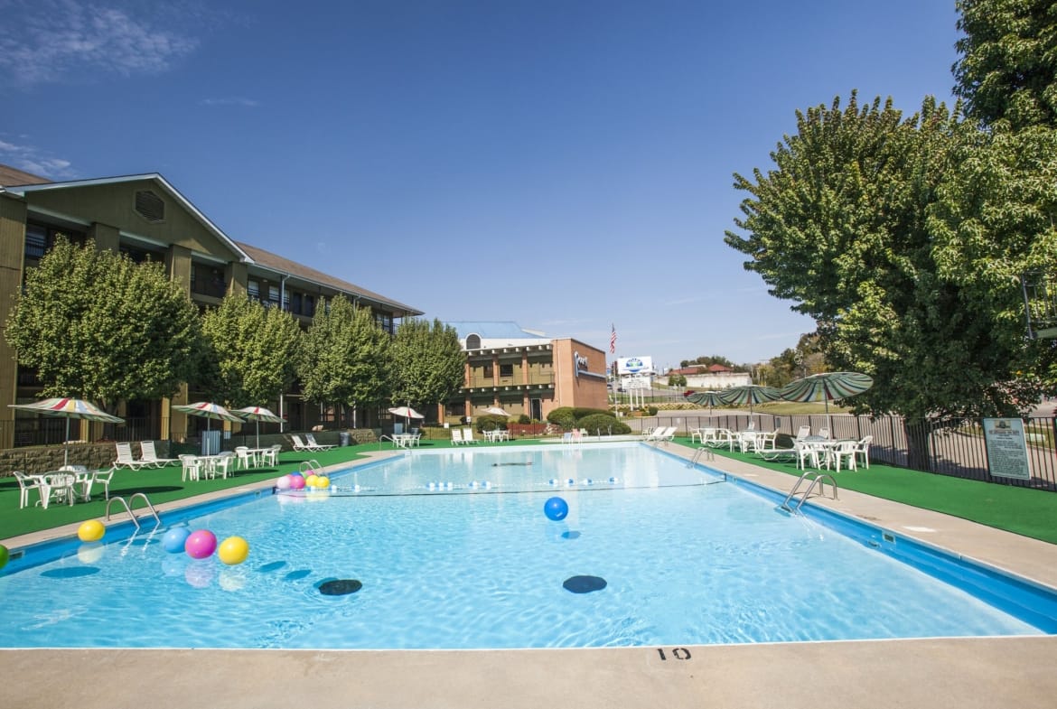 Roark Vacation Resort Pool