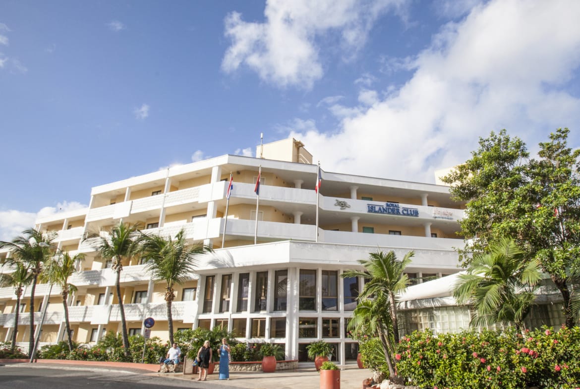 Islander Club Royal Islander Club La Plage - Timeshare Broker Associates