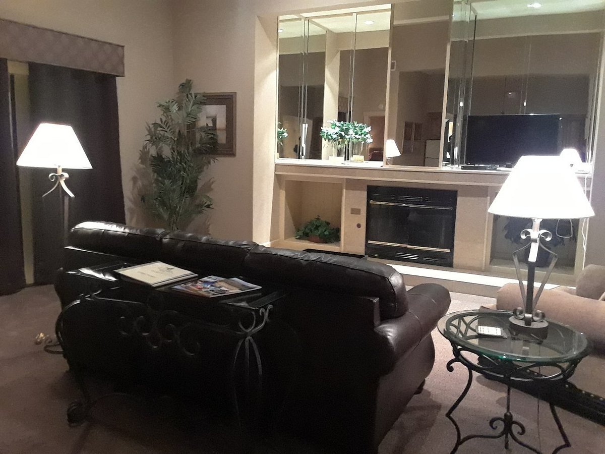 Living Area Living Area