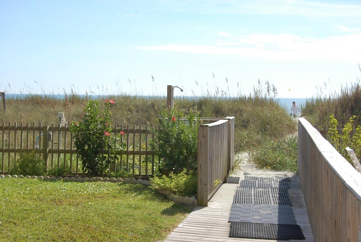 Windy Shores II Beach Access