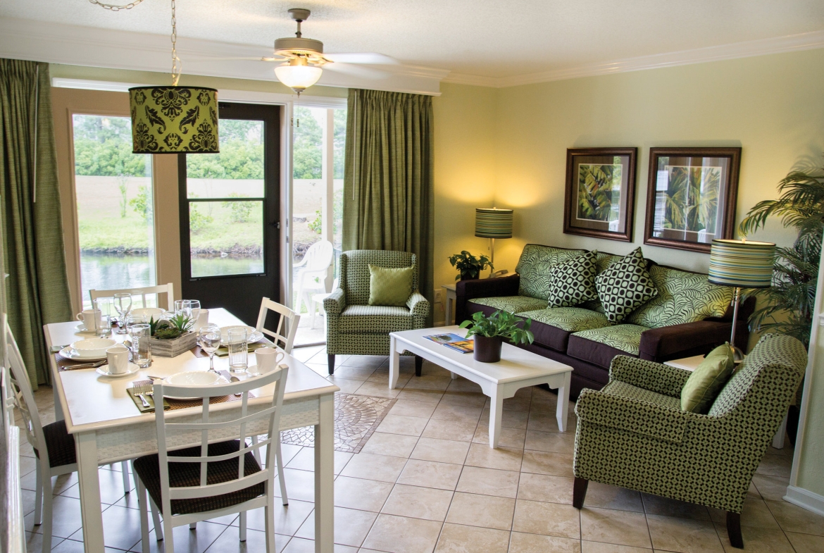 Club Wyndham Grand Palms living room